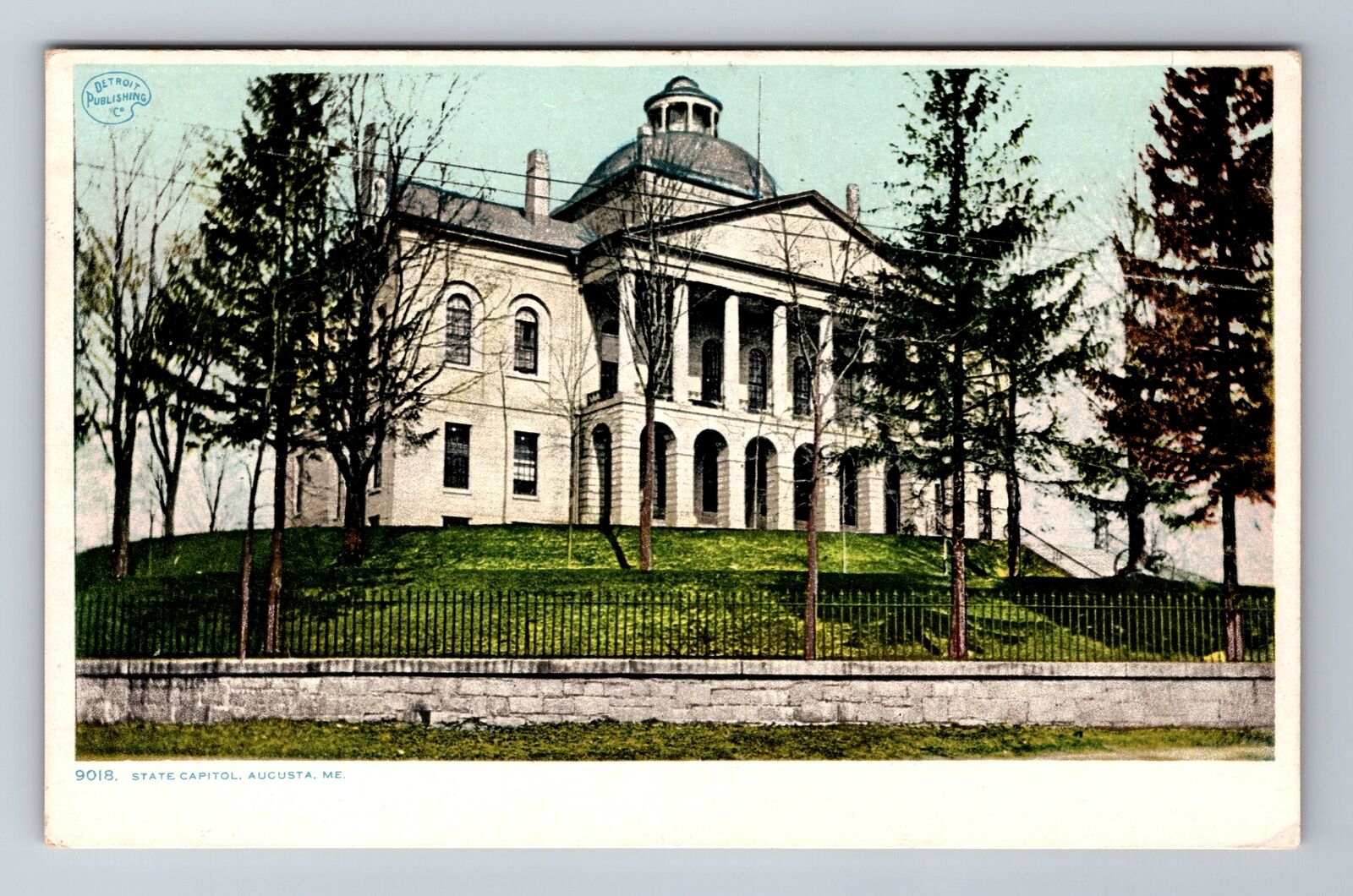 Augusta ME-Maine, State Capitol Building, Antique Vintage Souvenir Postcard