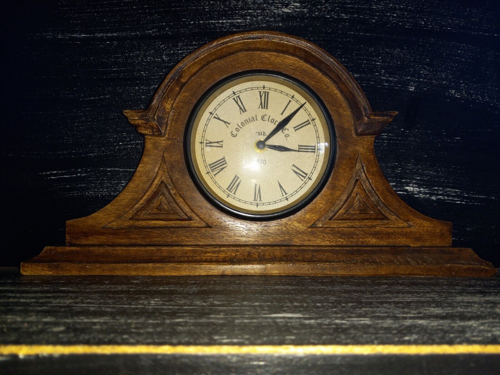 VINTAGE COLONIAL CLOCK COMPANY Est.1870 SHELF / DESK CLOCK - QUARTZ