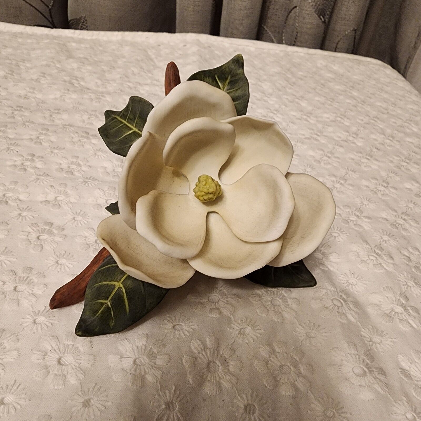 Lenox Garden Fine Porcelain Figurine White Magnolia 1990