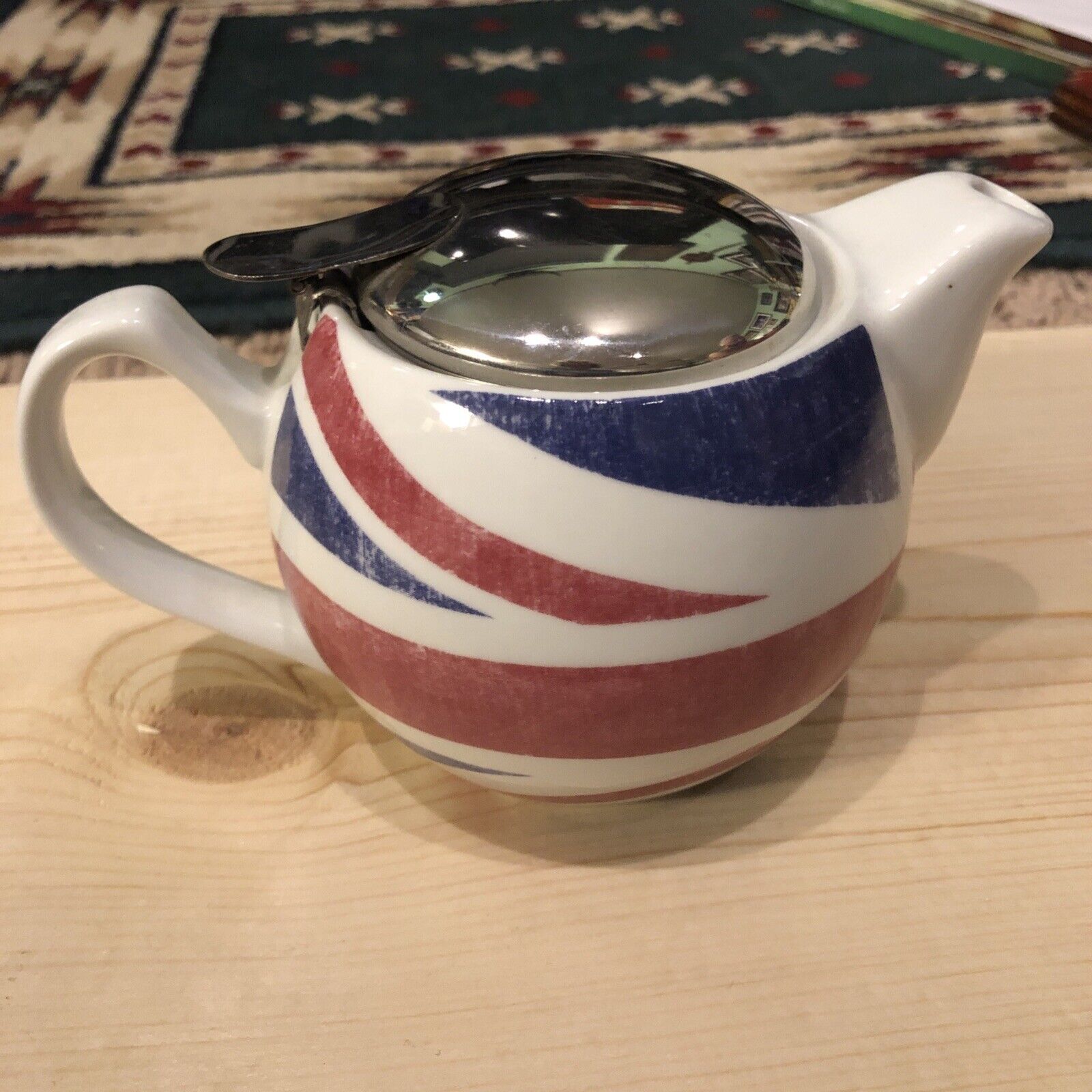 Rosanna English Tea Pot British Red White Blue Stainless Steel Basket And Lid