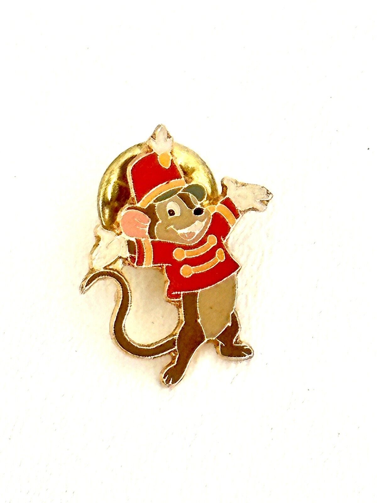 Timothy Mouse Watch Collectors III Dumbo LE Disney Lapel Hat Pin Enamel