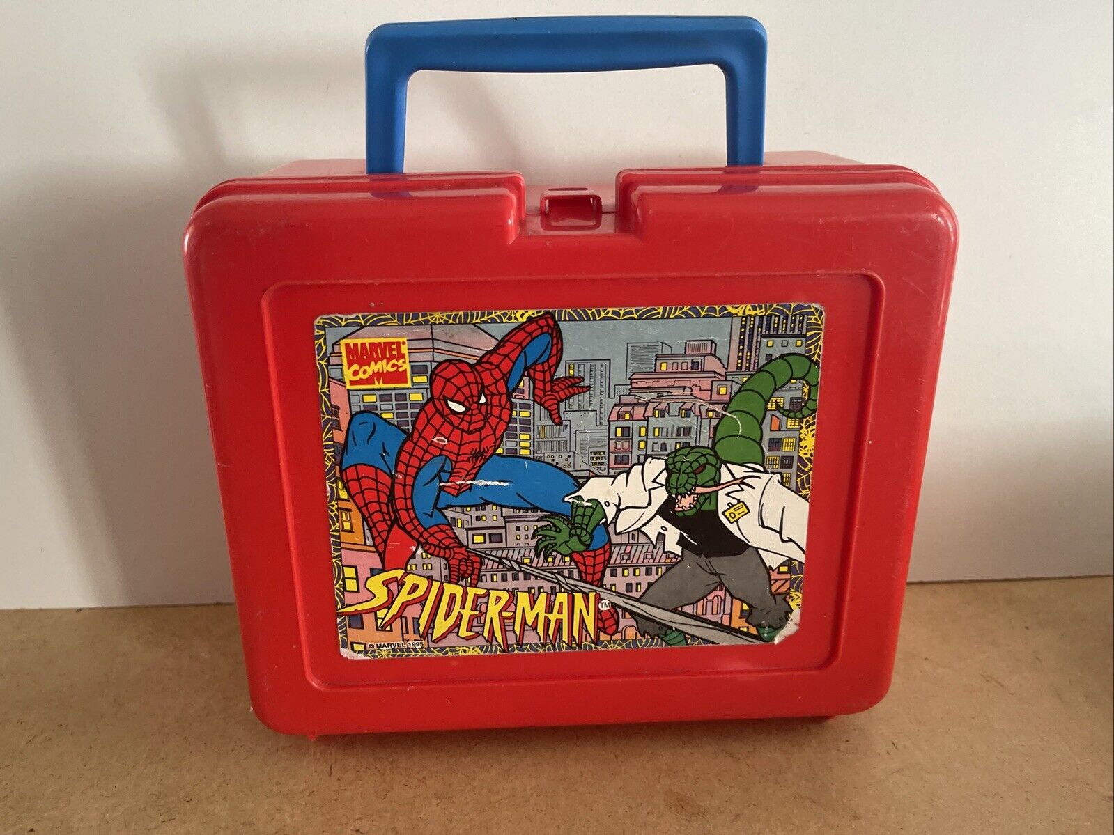 Vintage 1981 Spider-Man Bluebird RED 1981 Lunchbox
