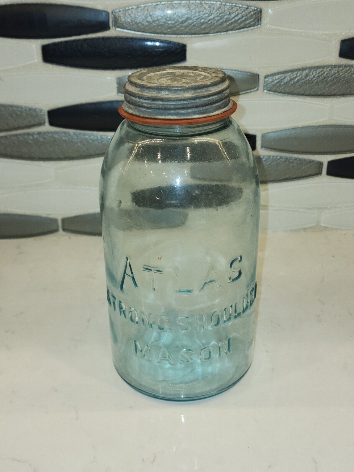 ATLAS STRONG SHOULDER MASON JAR- Half Gallon-CLEAR JAR WITH LID-Antique