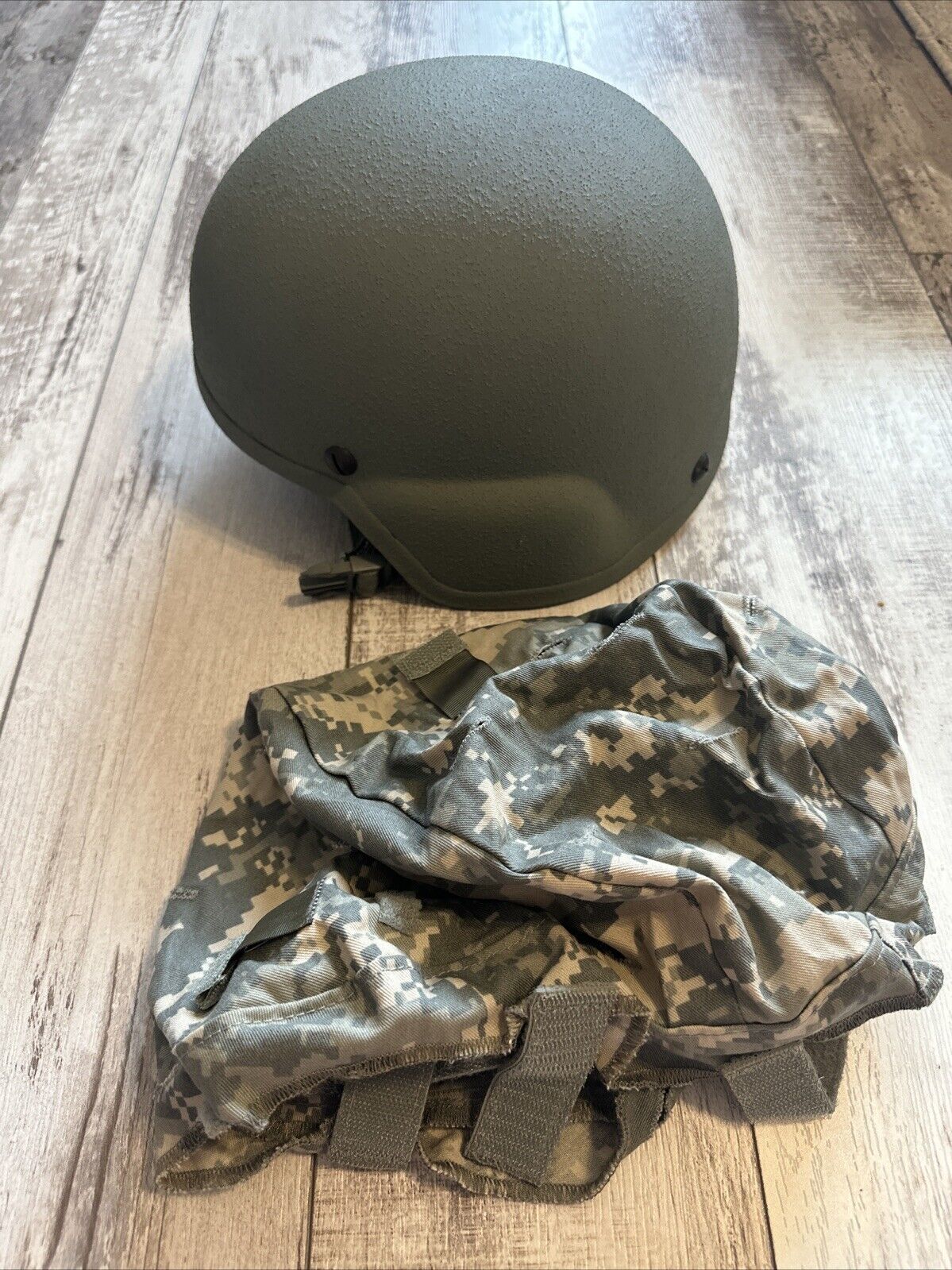 Advance Combat Helmet ACH Military Tactical Headgear by BAE Systems Size Large