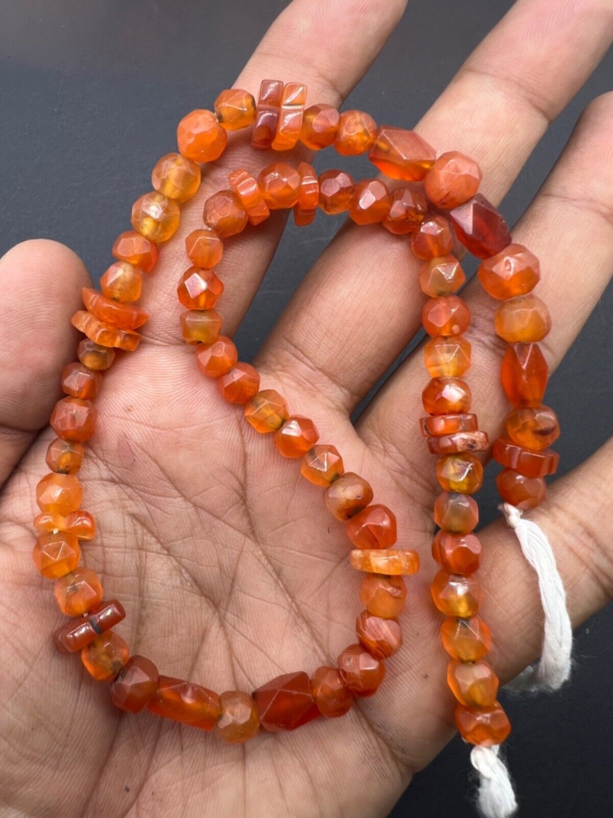 Top Quality Natural Diamond Cut Ancient Old Carnelian Agate Rare Antique Sting