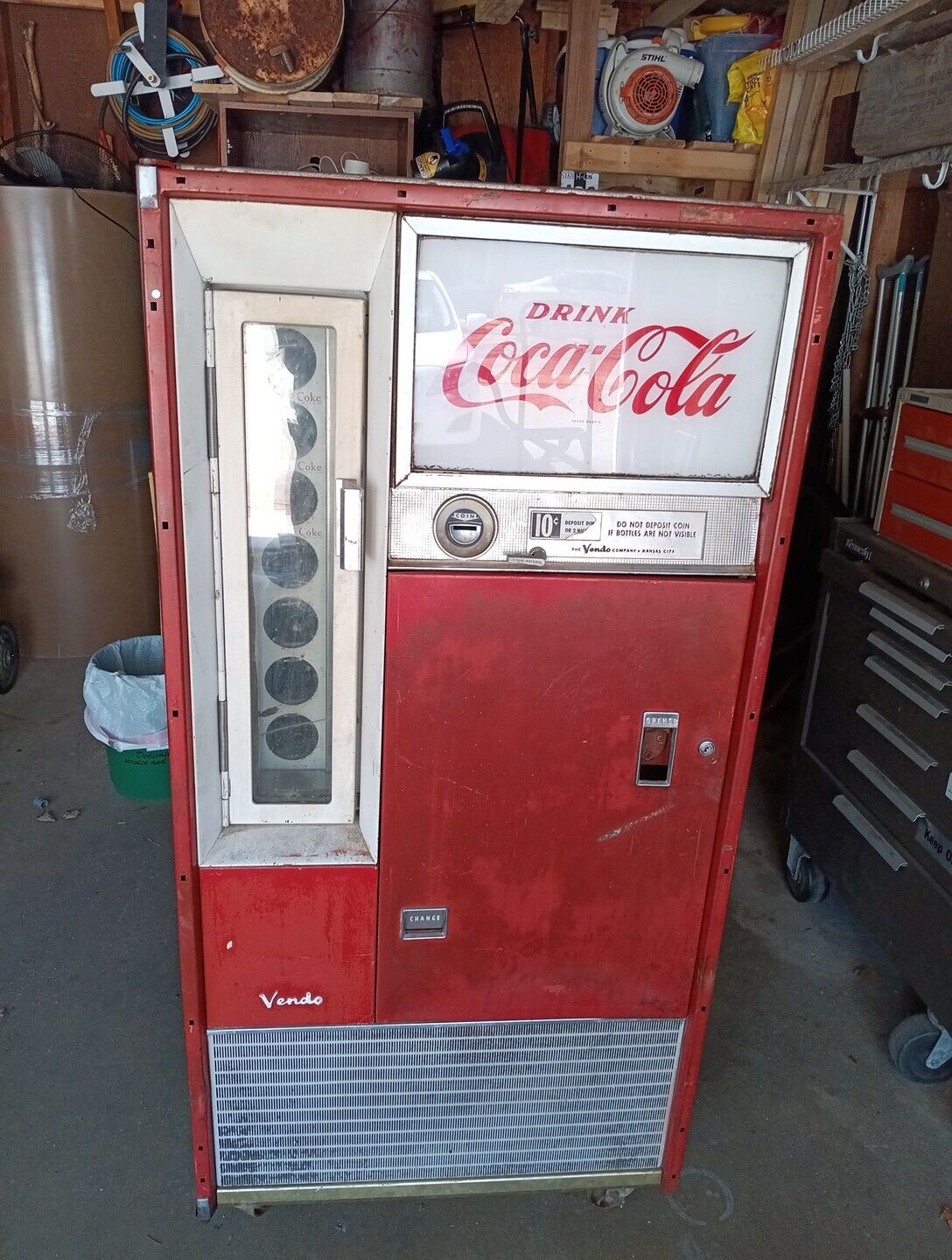 Vintage Coca Cola Coke Vendo 10 Cent V-63 Vending WORKING  Machine Sqaure Top 
