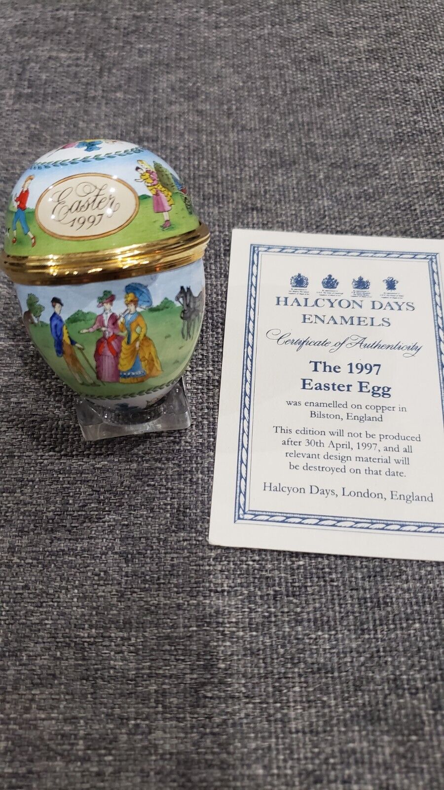 Vintage Halcyon Days Enamel Easter Egg 1997 Hinged Trinket Box