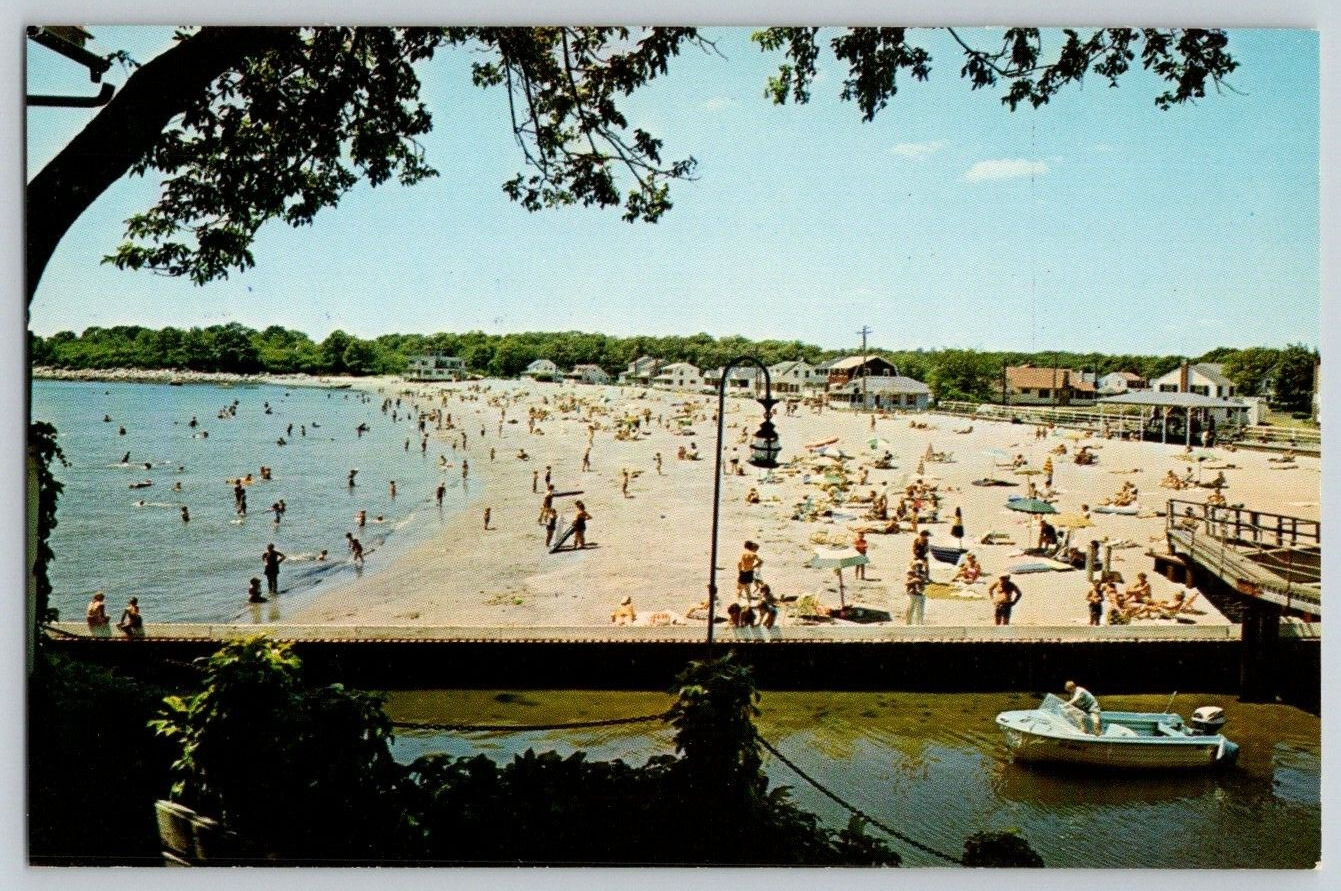 Vintage Postcard~ Point O\' Woods Beach Looking West~ South Lyme, Connecticut~ CT