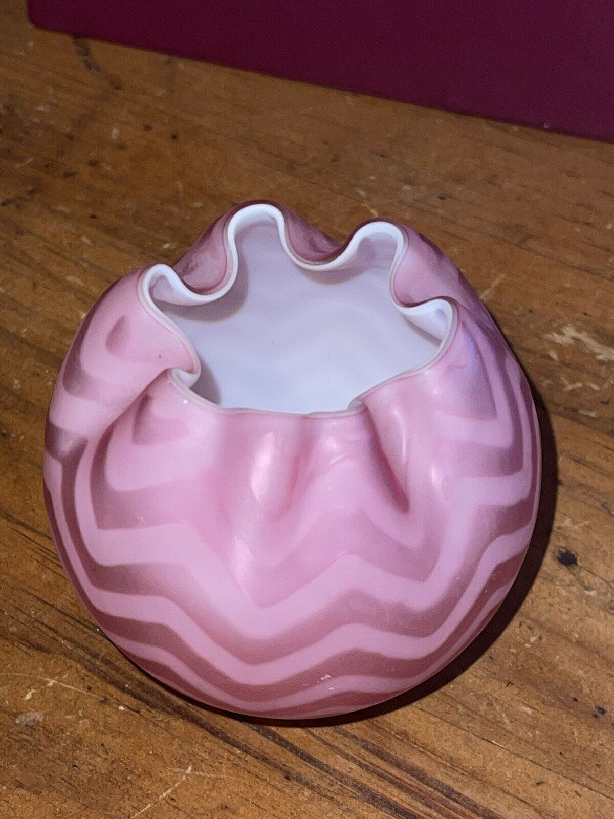 Murano Satin Art Glass Wavey  Ruffled Rim Pink Rose Bowl Nice