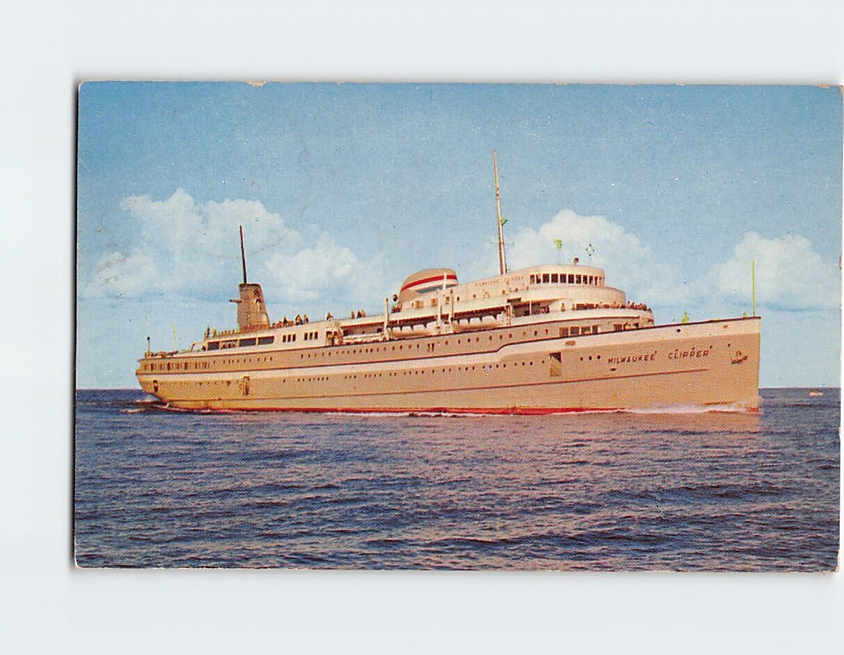 Postcard SS Milwaukee Clipper