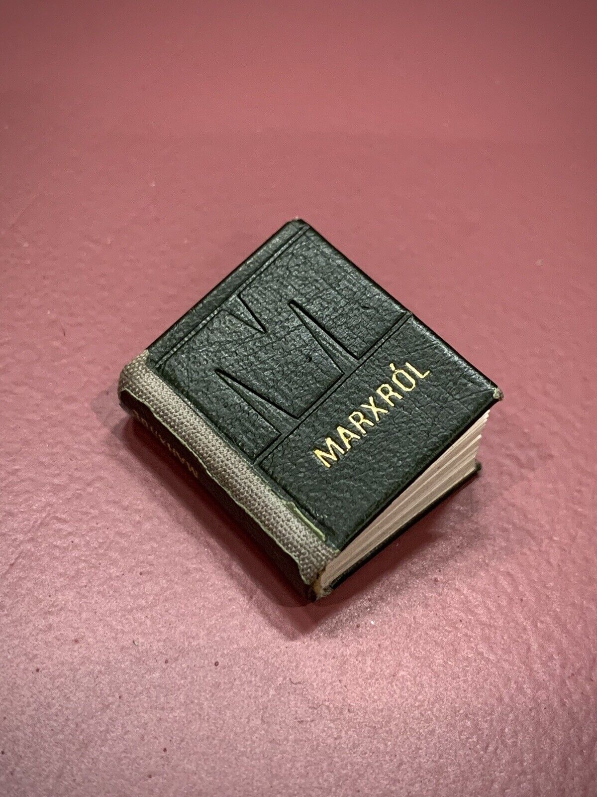 Very Rare Vintage Micro Book  Marx & Engels Communist Movement  №275