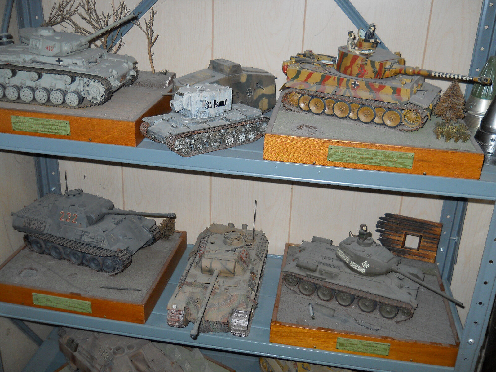 PANZER und STUG IMPORTANT COLLECTION TANKS AND SELF PROPELLED GUNS,PROFESSIONALB