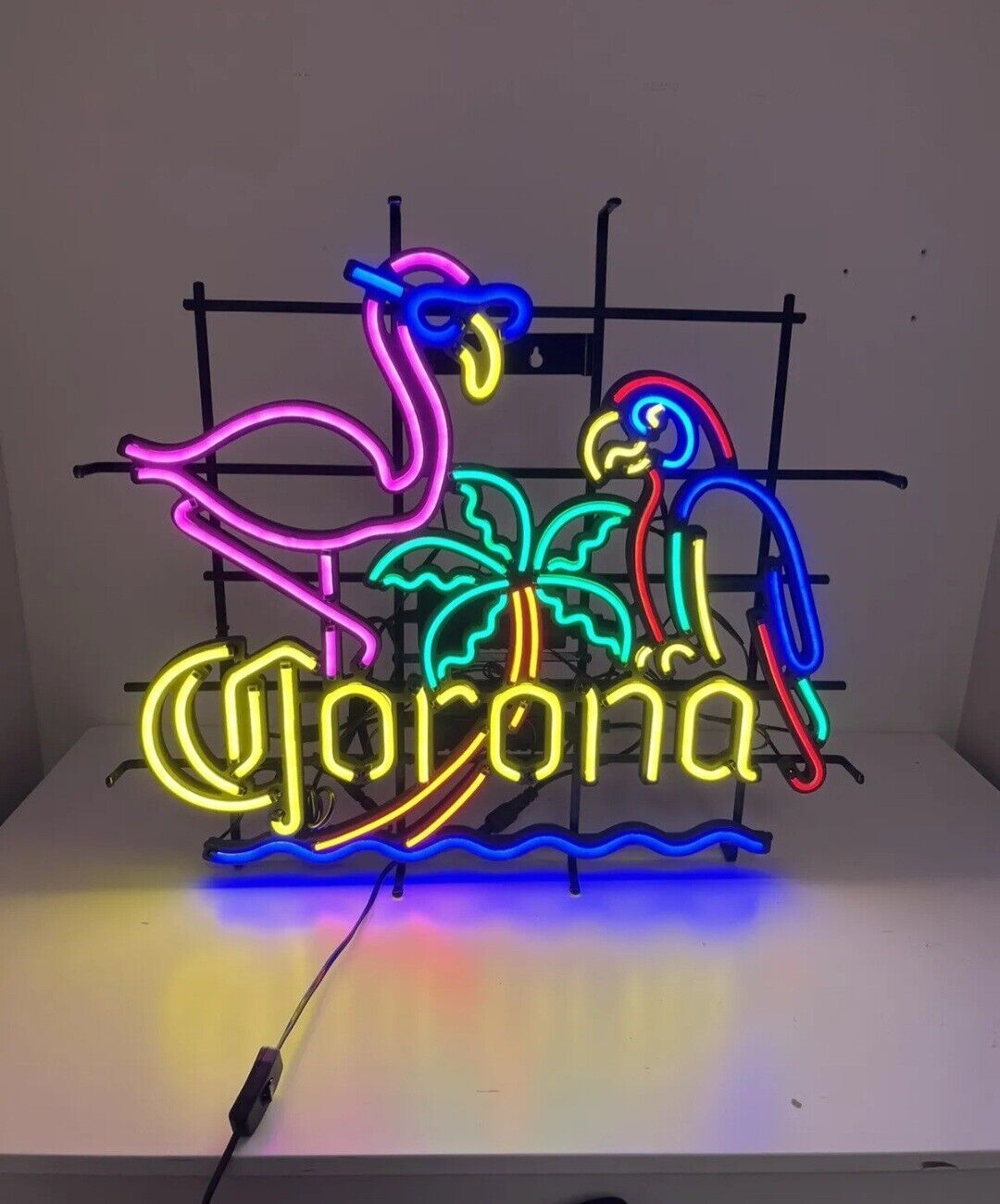 CORONA BEER SIGN NEW ORIGINAL LIGHT UP FLAMINGO ON WATER LED AUTHENTIC BAR NEW