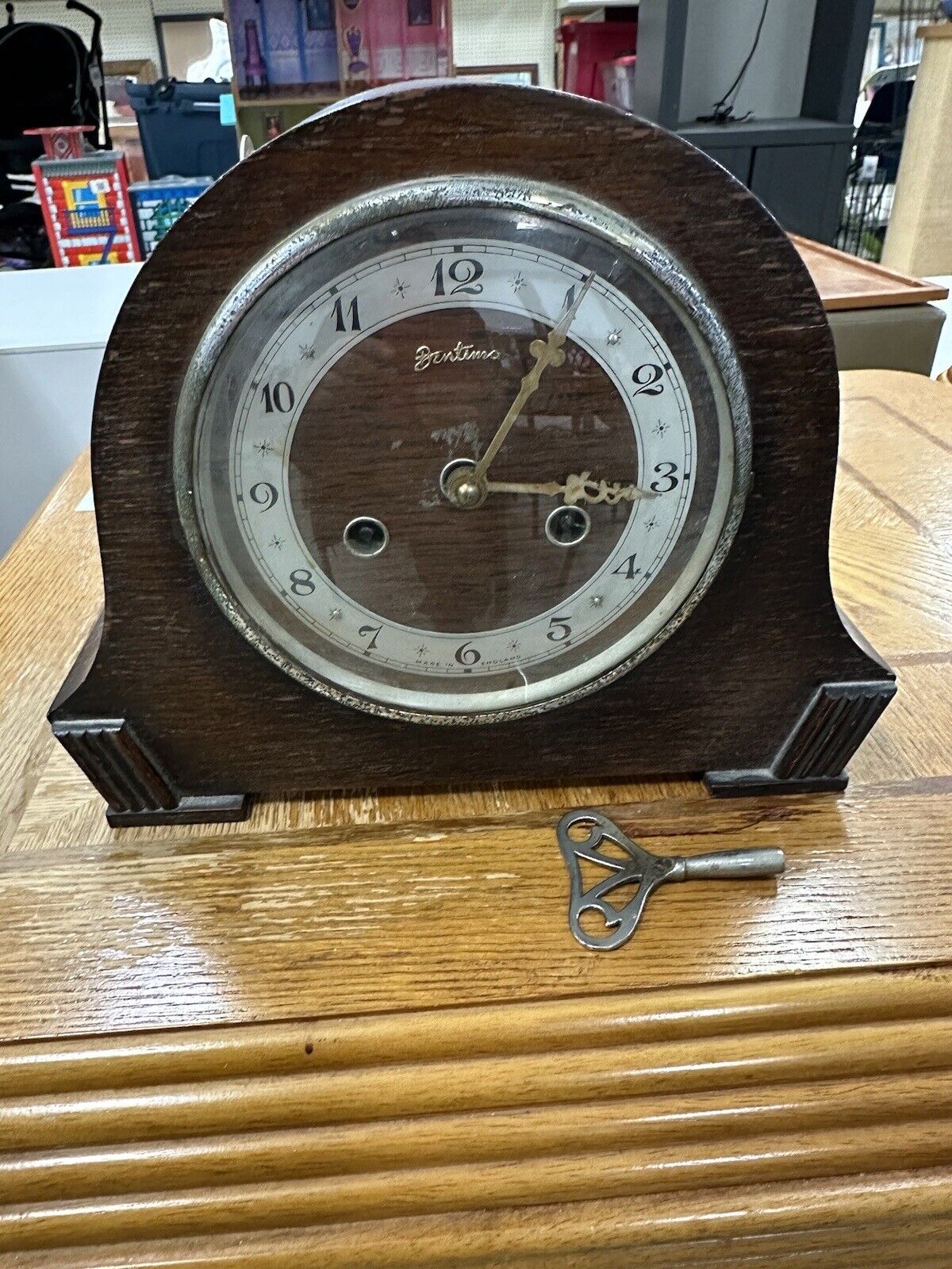 Bentima  Perivale Vintage Mantel Clock For Restoration does tick
