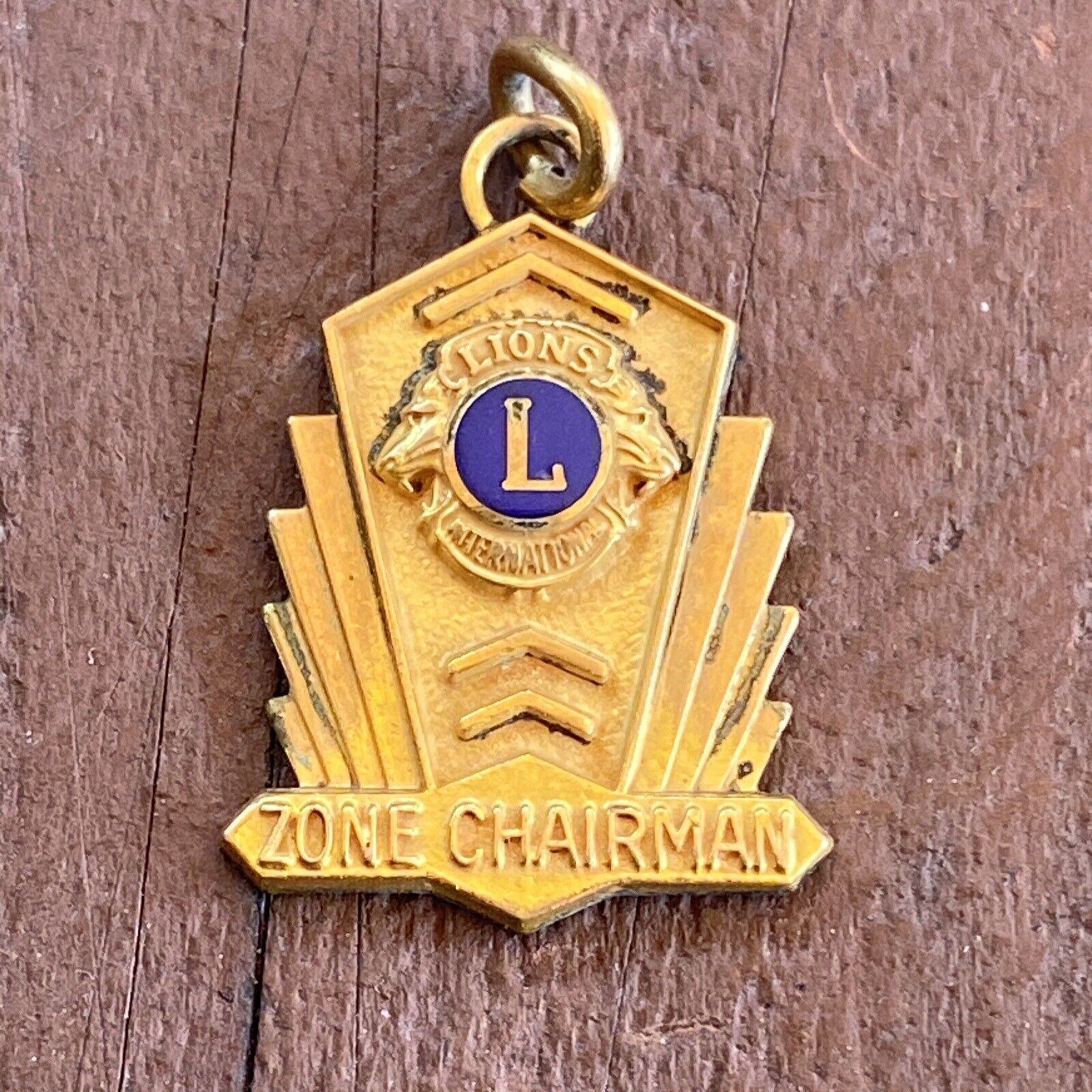 Vintage 10K GF ZONE CHAIRMAN Lions Club Outstanding Service Charm