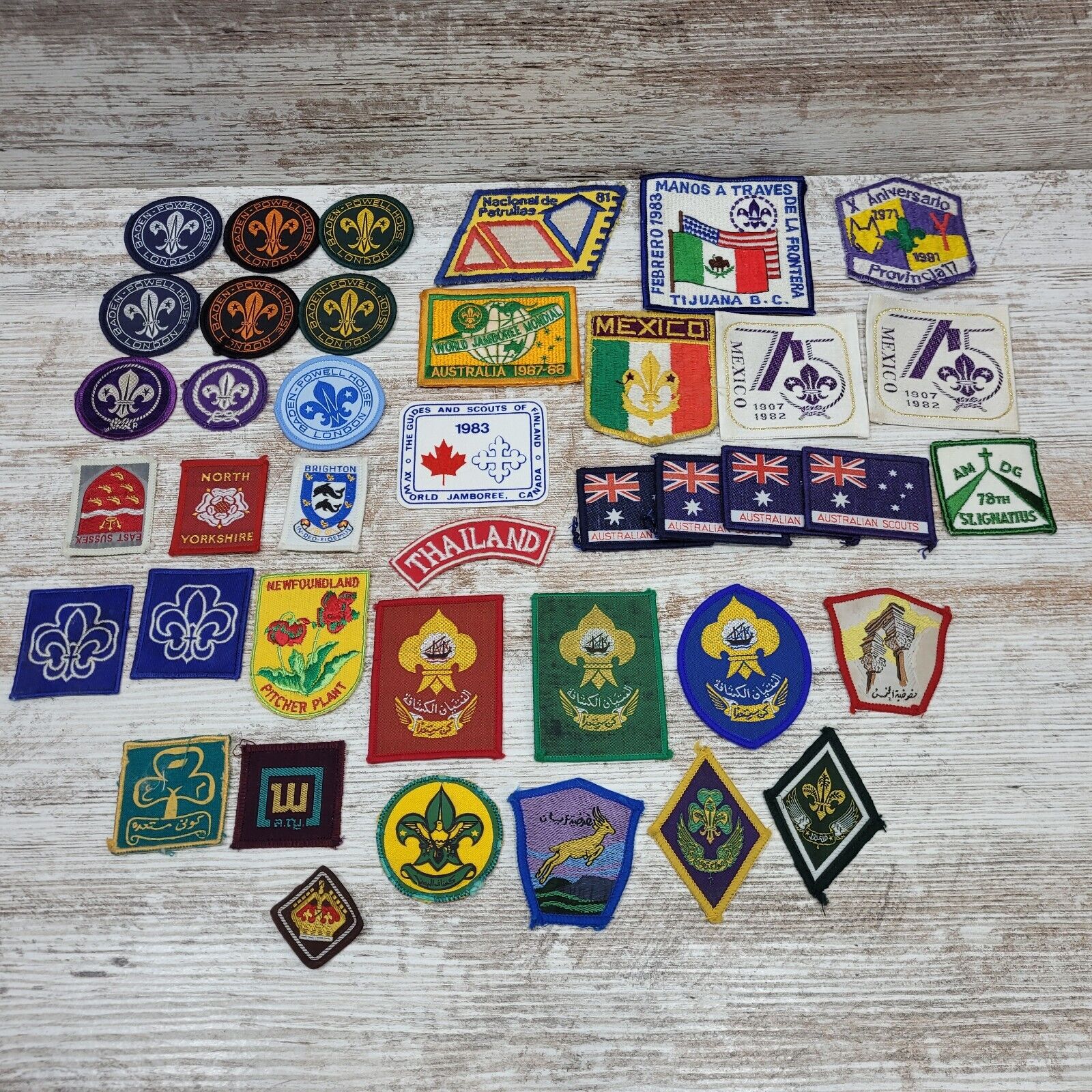 International Boy Scout Patches Vintage 70\'s 80\'s Lot Of 100+ 