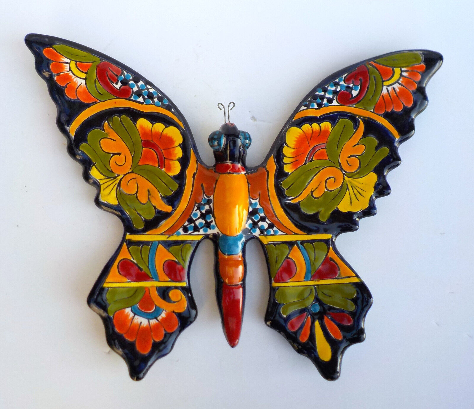 MEXICAN TALAVERA POTTERY BUTTERFLY WALL DECOR SCULPTURE 13 1/2\