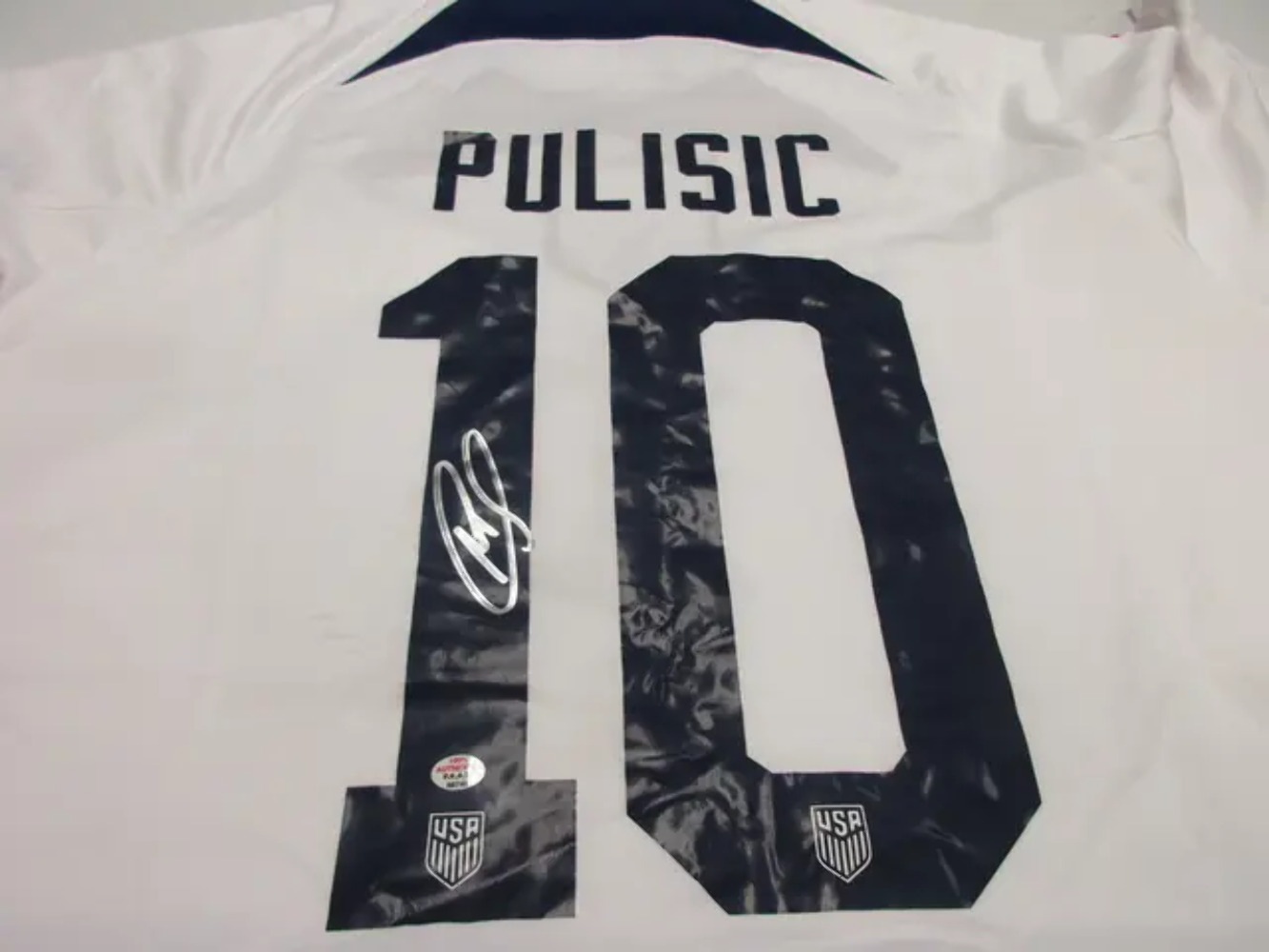 Christian Pulisic signed autographed soccer jersey PAAS COA 748