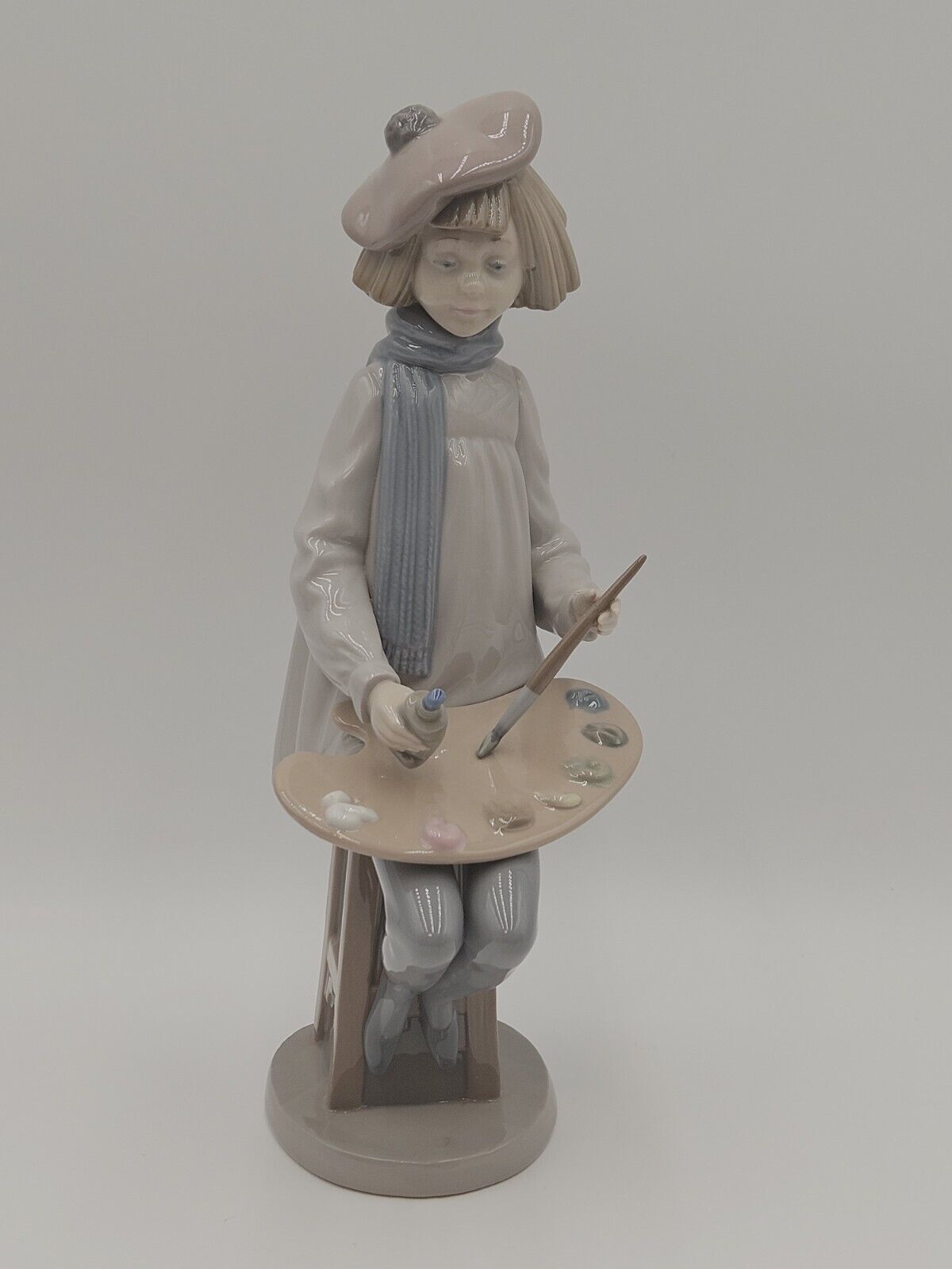 Nao By Lladro Artist With Paint Pallette Figurine Porcelain 13 Inch Retired 