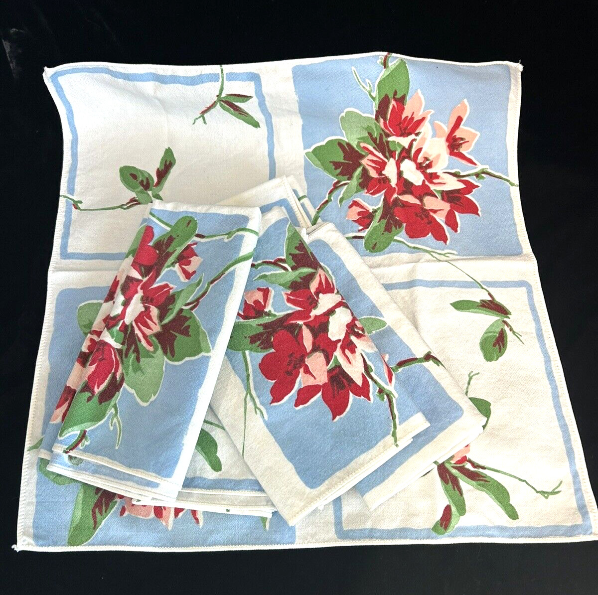 6 Vintage  Wilendur Floral Cotton Cloth Napkins Nice Blue Green Pink Red