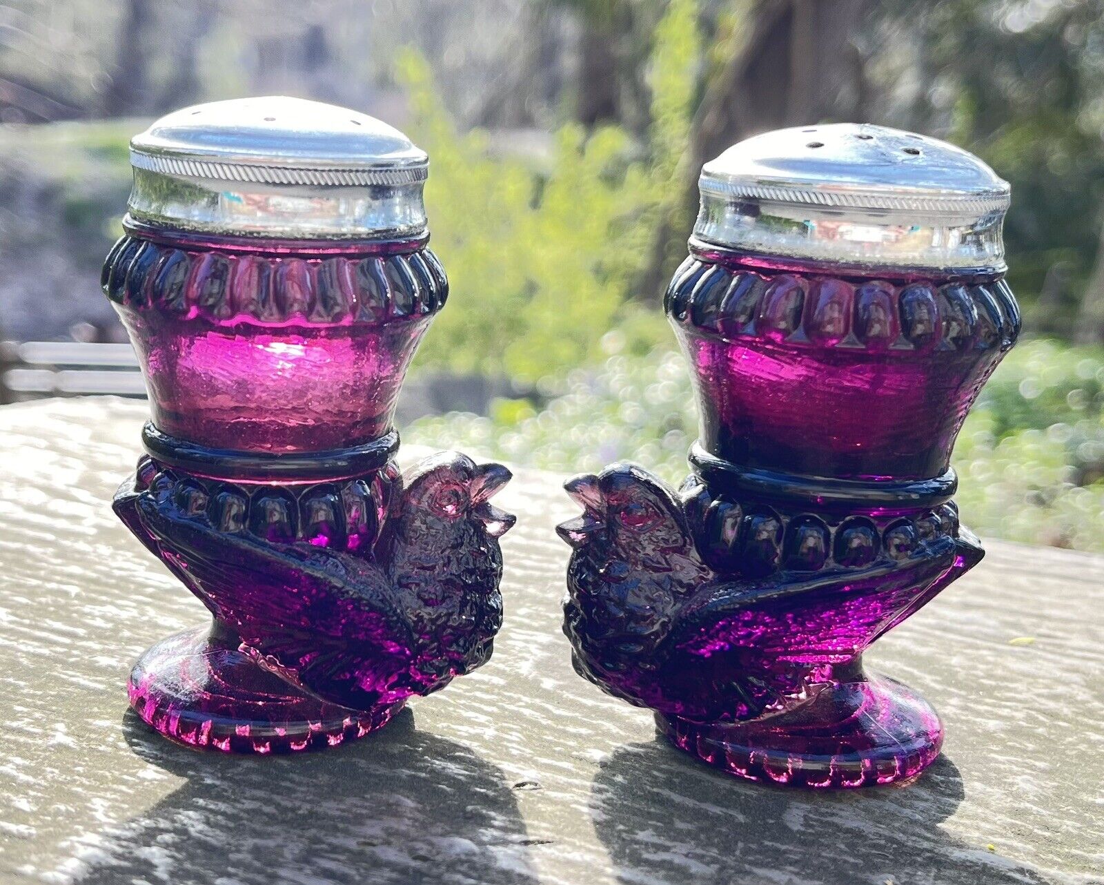 Vintage Degenhart Amethyst Purple Glass Bird Salt & Pepper Set, Green UV Glow