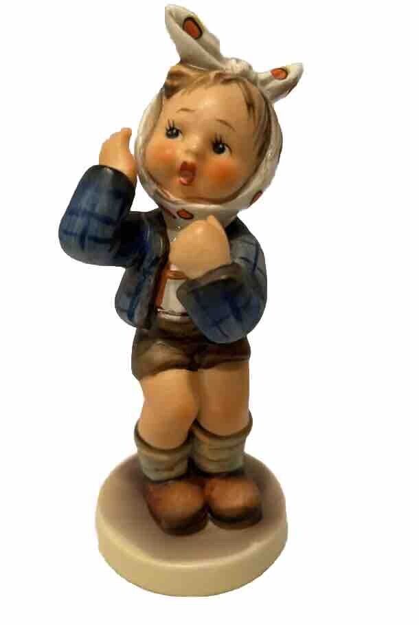Goebel Hummel figurine # 217 BOY WITH TOOTHACHE Large 5.50\