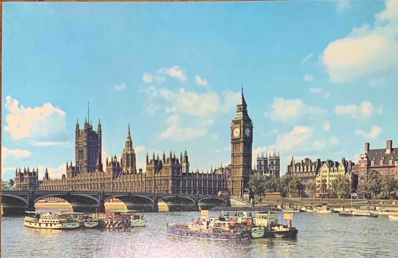 England House of Parlimanet London T1736 Vintage Postcard