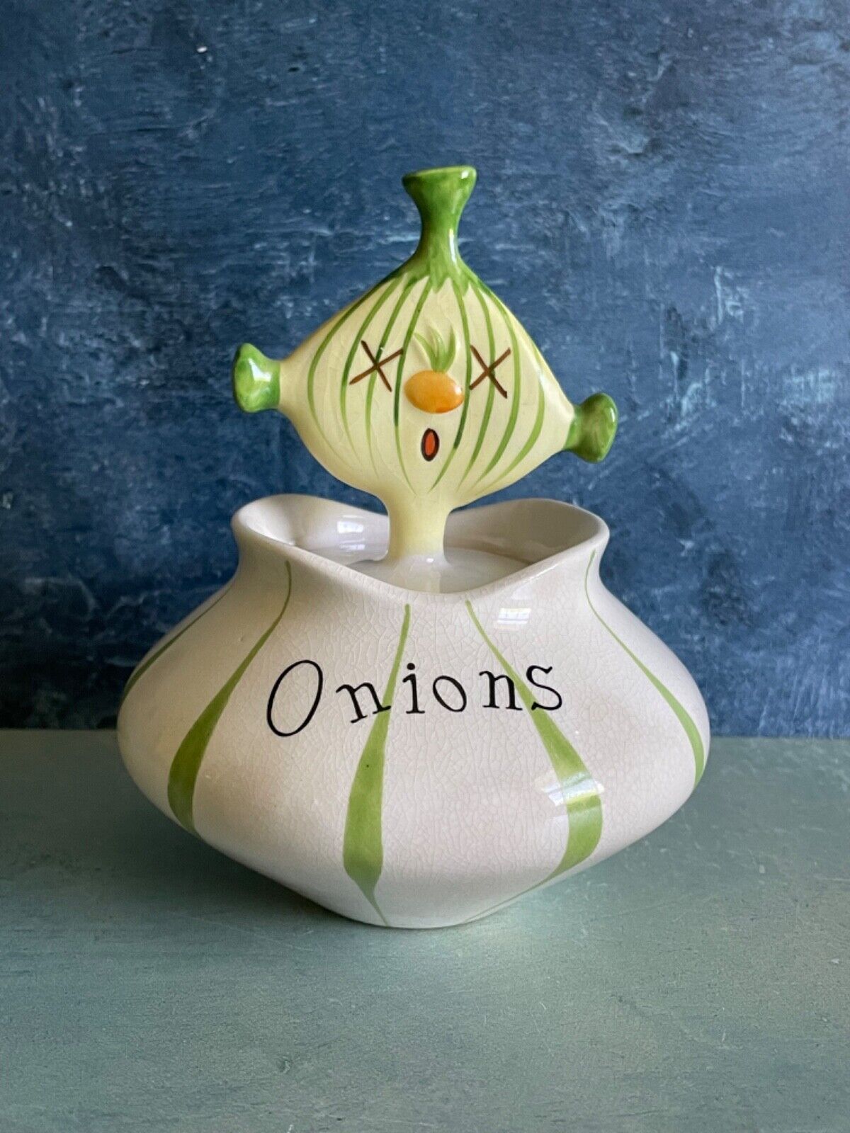 HOLT HOWARD CA. 1958 PIXIEWARE ONIONS EXCELLENT CONDITION…..