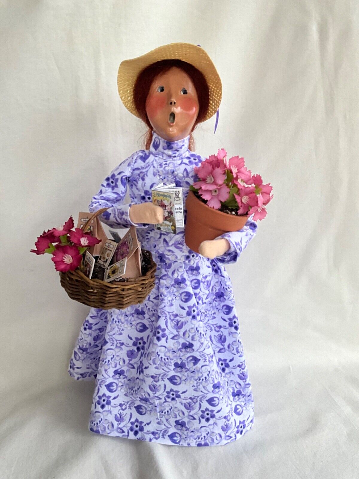 Byers Choice Spring Gardening Gardener Woman Clay Pot Flower Catalog & Bulbs