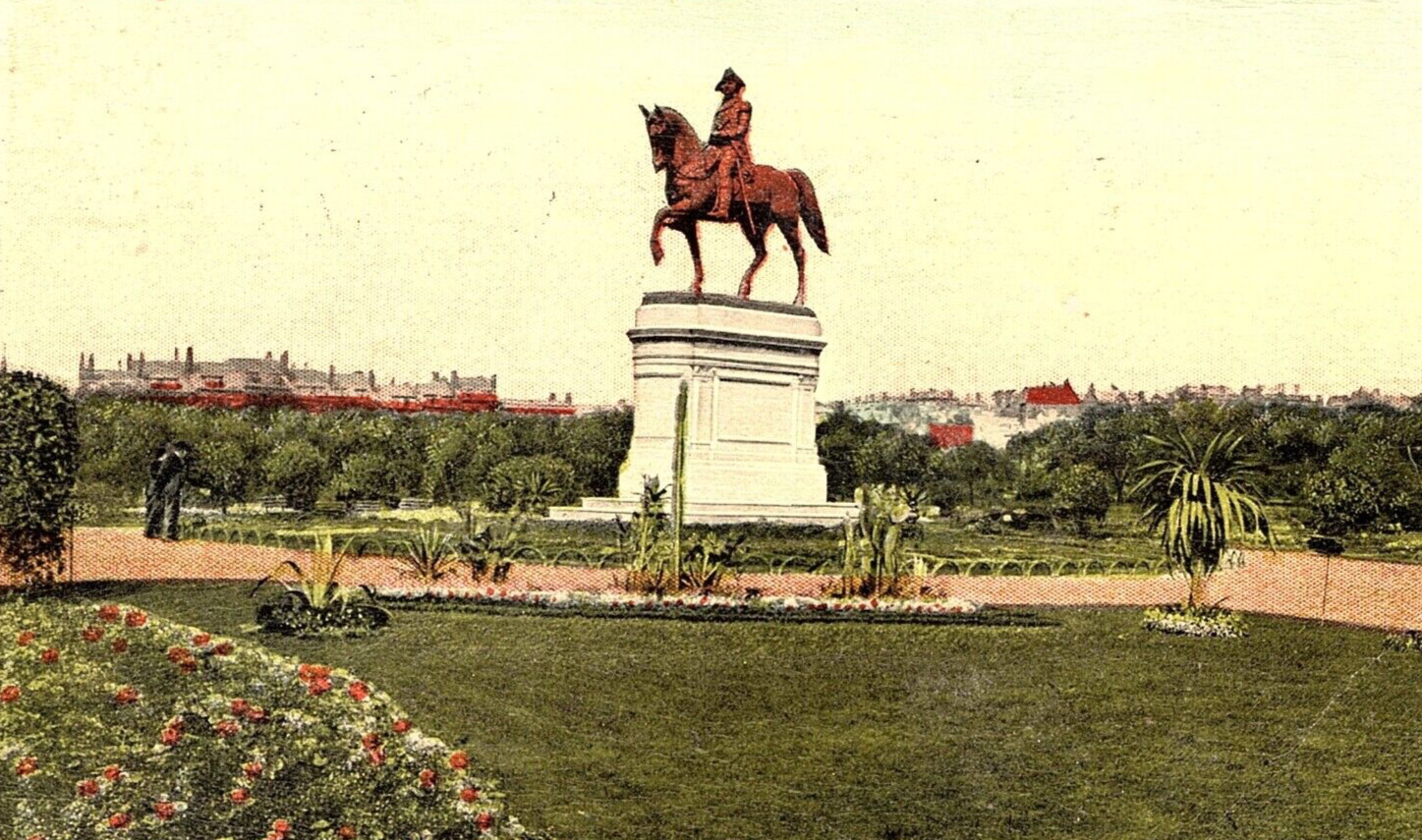 Vintage Postcard Massachusetts Washington Statue Public Garden Boston MA. c1913