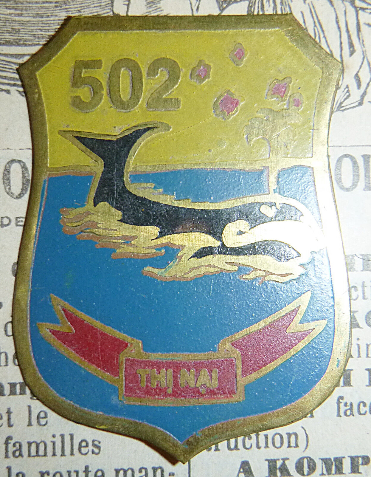 Beercan Badge - HQ 502 - SOUTH NAVY - THI NAI (USS CAYUGA) - Vietnam War - M.87