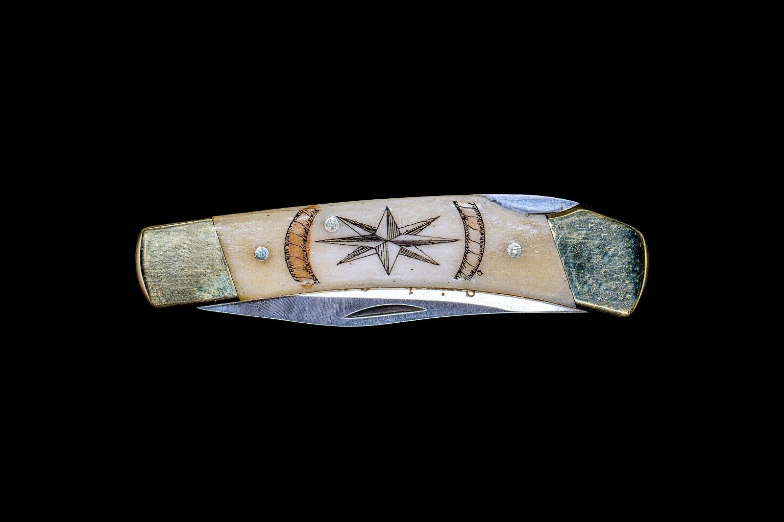 Etched Compass Rose Colored Scrimshaw Collection on Bovine Bone Large Pocket