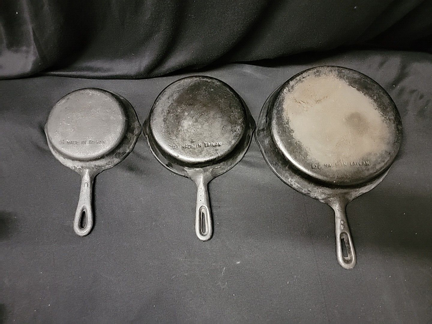Lot of 3 Vintage Made in Taiwan Cast Iron Skillets 10 1/2, 8 and 6 1/2 inches