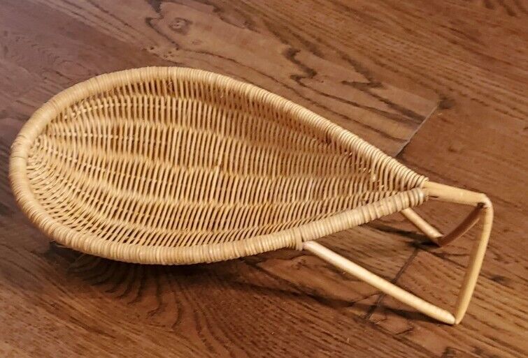 Danish Modern Hand Woven Fruit Basket Catch All, 1950s . 12 x 6.5 inches