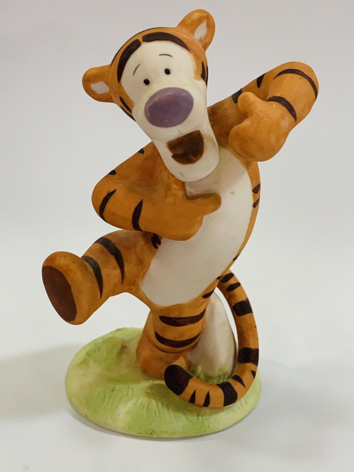 Vtg Disney Tigger Winnie the Pooh Figurine Porcelain Early 90s