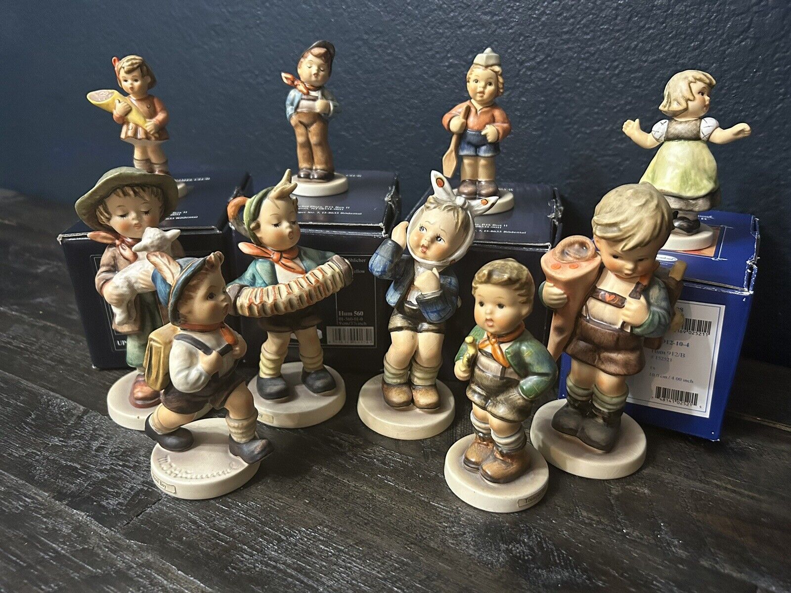 Vintage Hummel Goebel W. Germany Lot of 10 Figurines in Great Condition 4 boxes