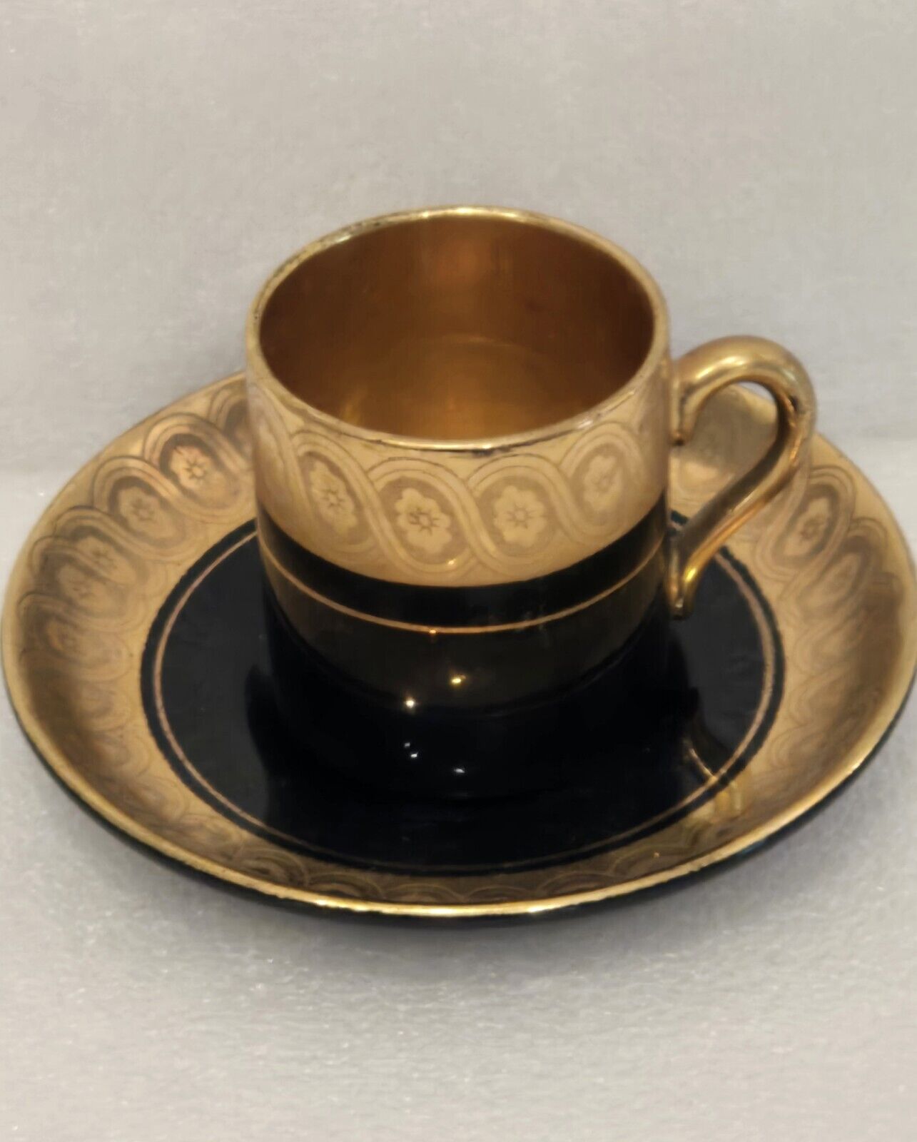 Stunning Gibson & Sons Late Sevres Davenport Demitasse Cup & Saucer Set Numbered