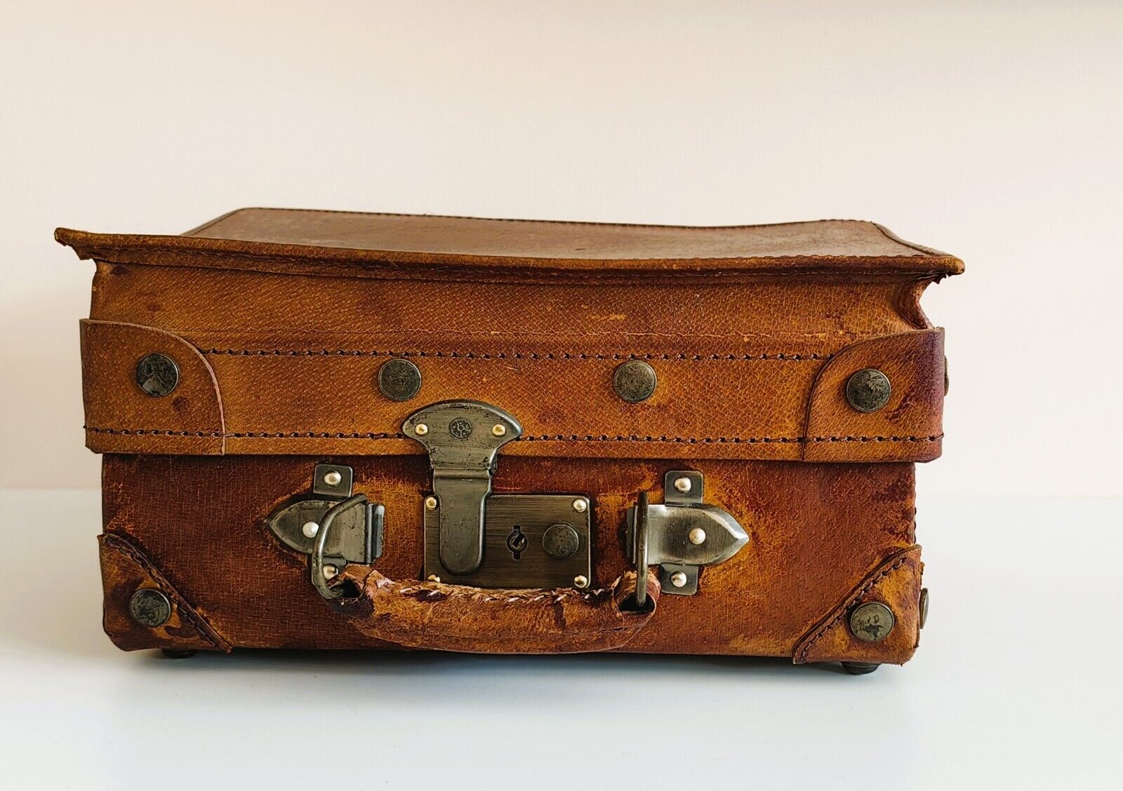 A magnificent early 20th century hard sided genuine leather briefcase, VERY RARE