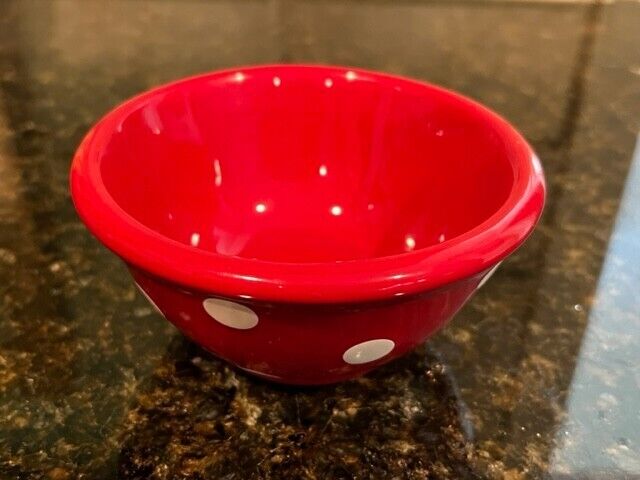 Terramoto bowl red with white spots