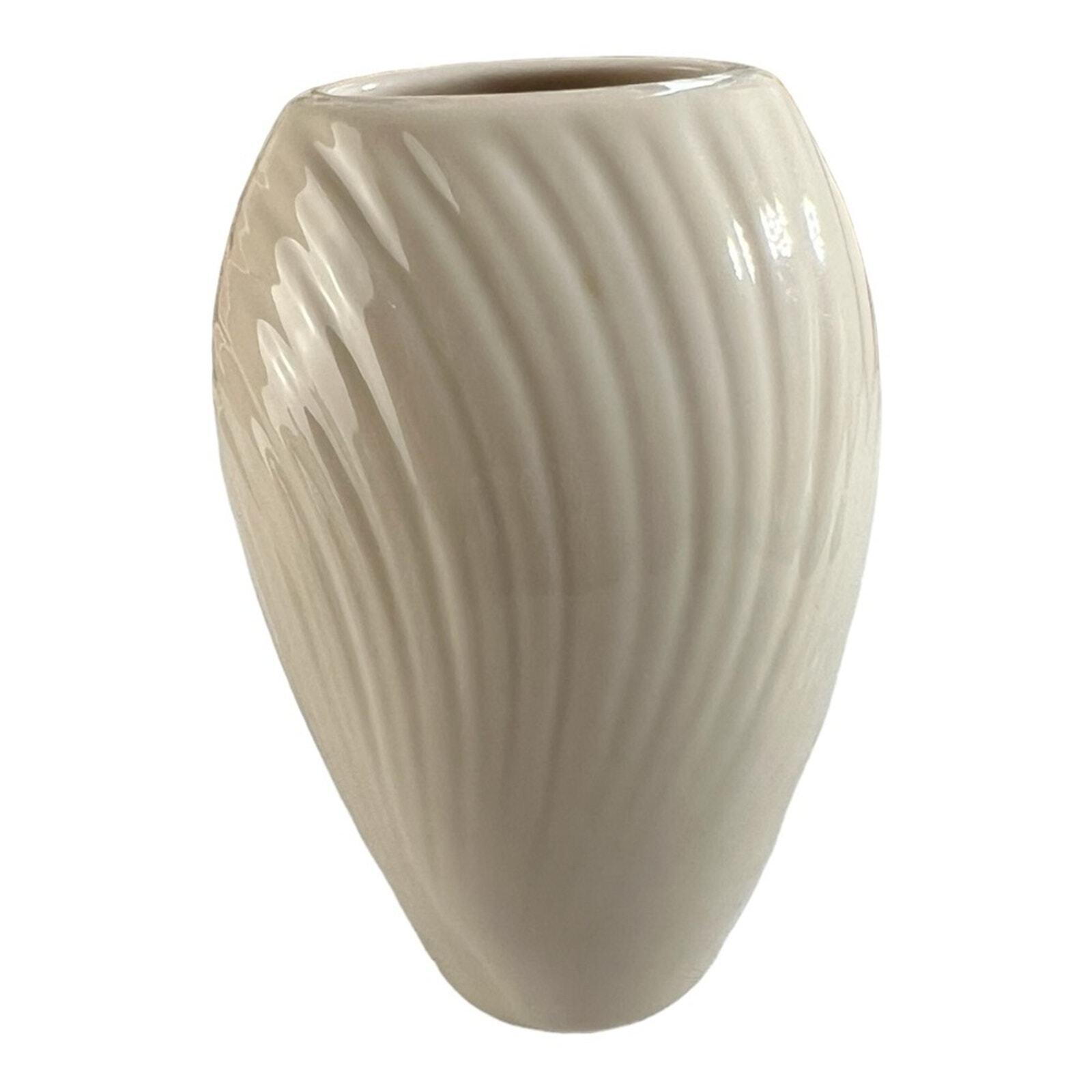 Lenox Embossed Leaf Vase Ribbed Small 3.5” Cream Bud Vase Made in USA