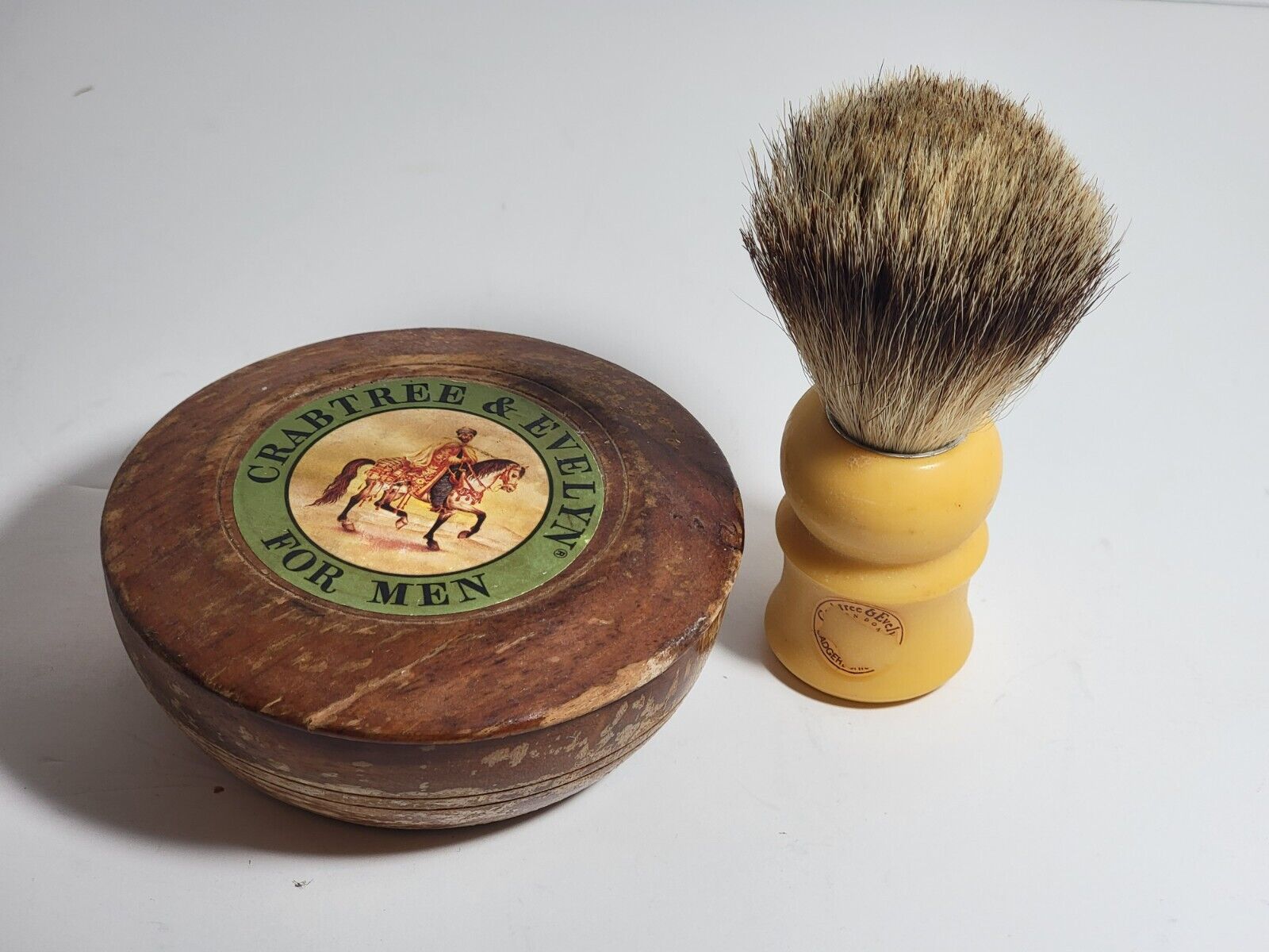 VTG 1980s Crabtree & Evelyn 3.5oz Shaving Soap For Men In Wooden Box + Brush