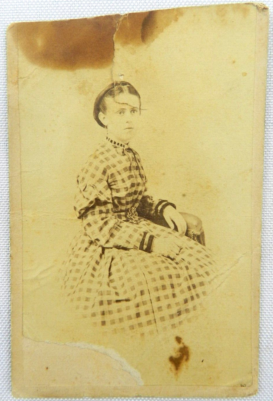 Young Woman Sits in Long Plaid Dress - Chambersburg , PA - c.1900s Cabinet Card