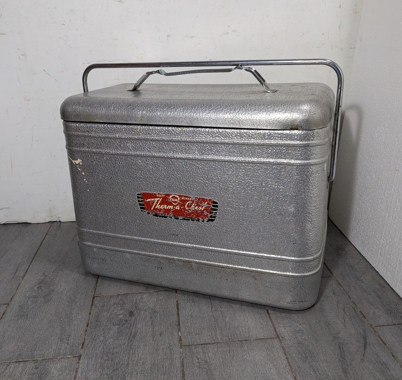 Vintage Knapp Monarch Therm-a-Chest Aluminum Cooler Ice Chest Box