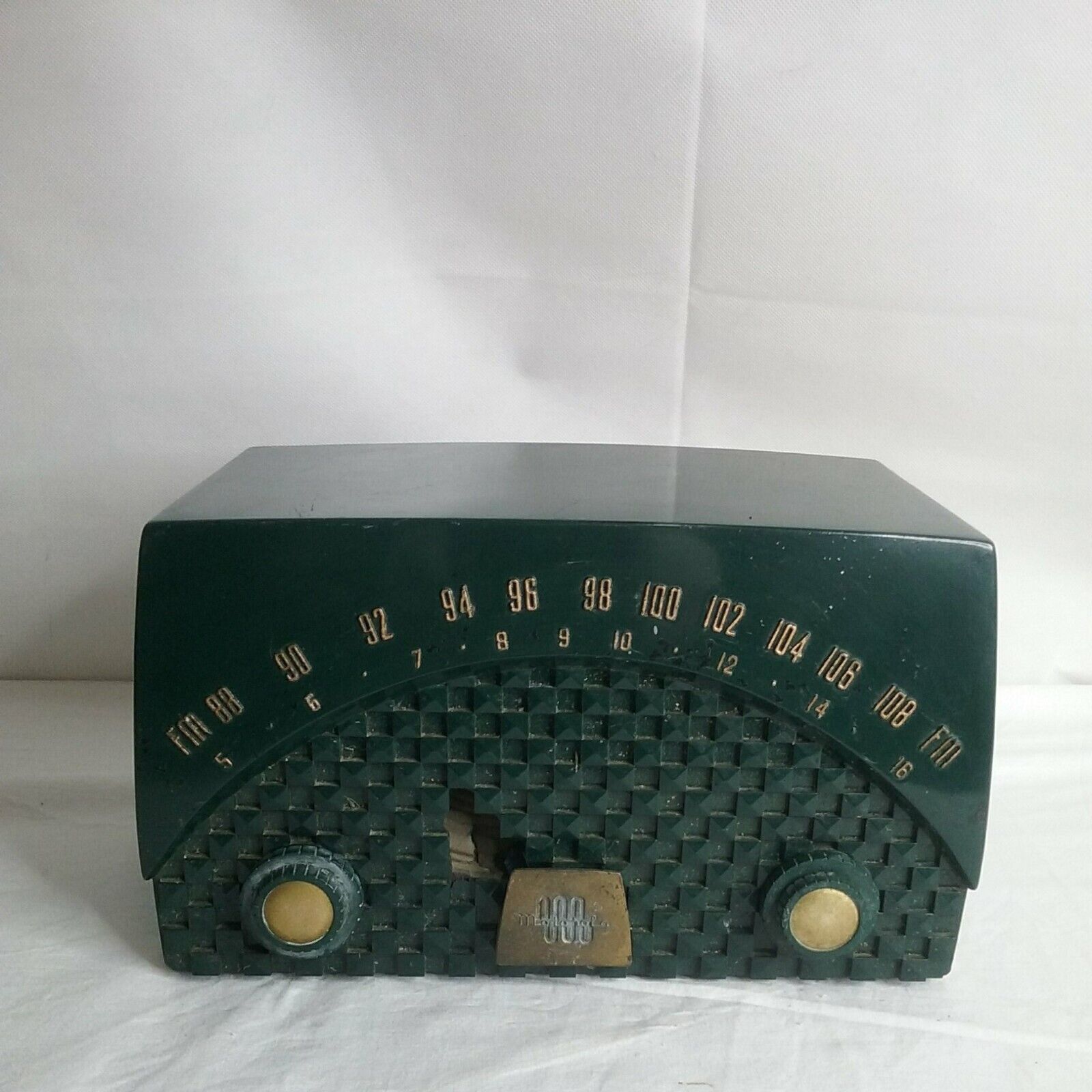 Antique Motorola 7XM Tube Radio FOR PARTS