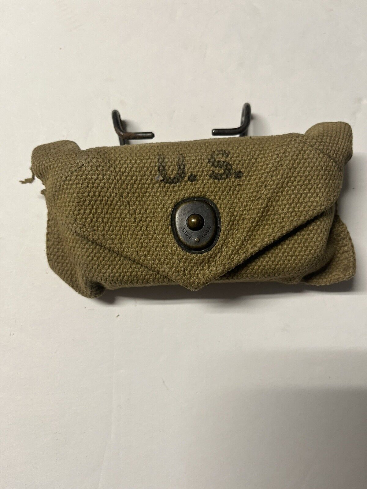 Original WWII US Army Carlisle Bandage Pouch With Bandage Tin B.A.B CO. 1942