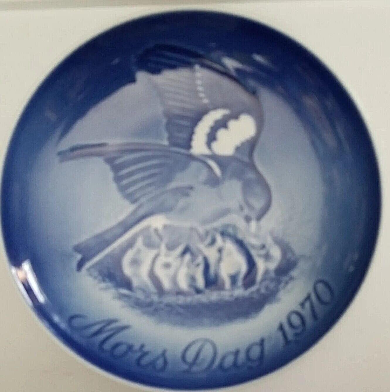 Bing Grondahl Mothers Day Plate Birds Nest  1970 Mors Dag Blue White 