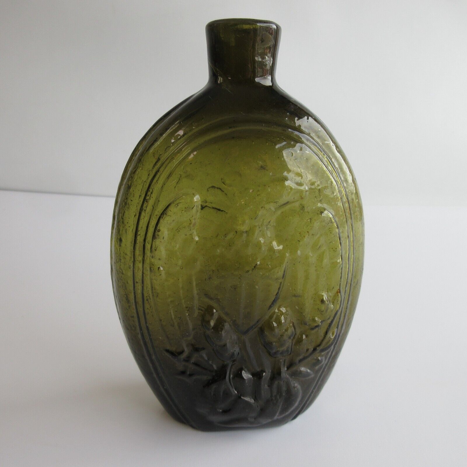 Antique Bottle PINT EAGLE CORNICOPIA FLASK Olive Green PONTIL KEENE NH