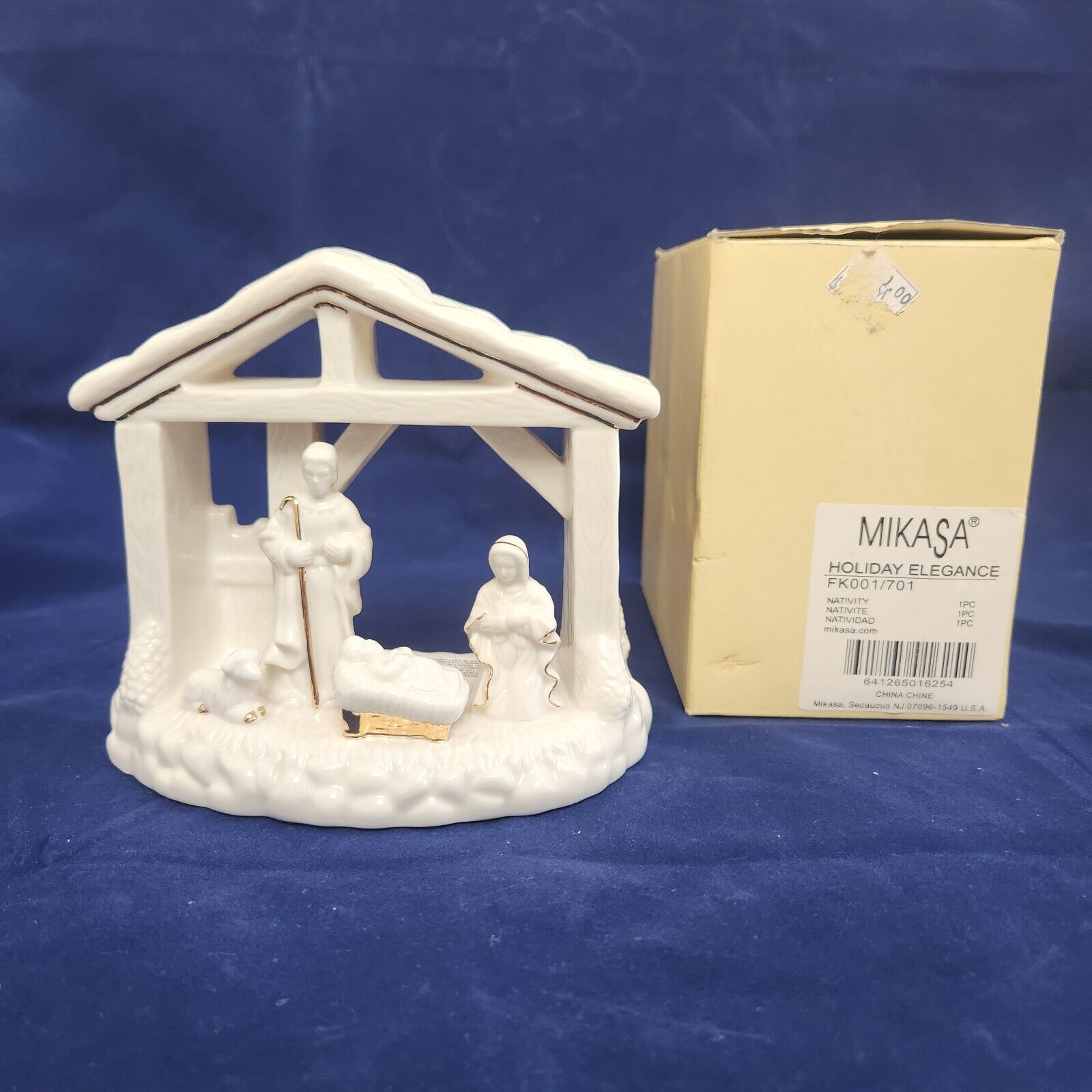 Mikasa Nativity Scene Holiday Elegance White Porcelain Votive Tealight Holder