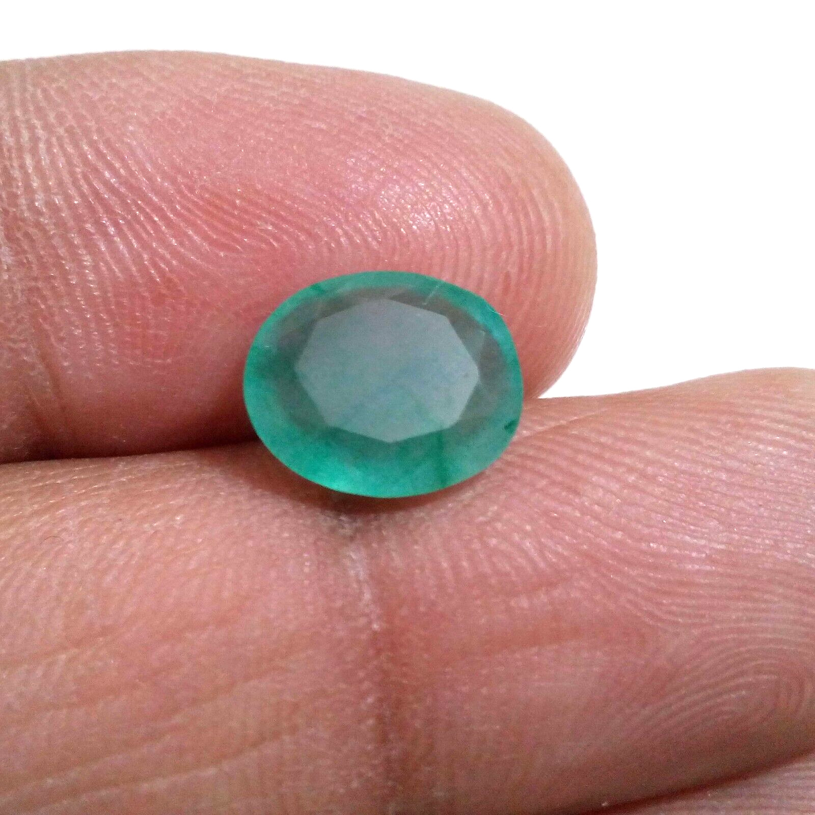 Attractive Zambian Emerald Faceted Oval Shape 3.55 Crt Emerald Loose Gemstone