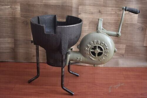 Vintage Style Coal Forge Furnace Blacksmith's Forge with Hand Blower for Forging